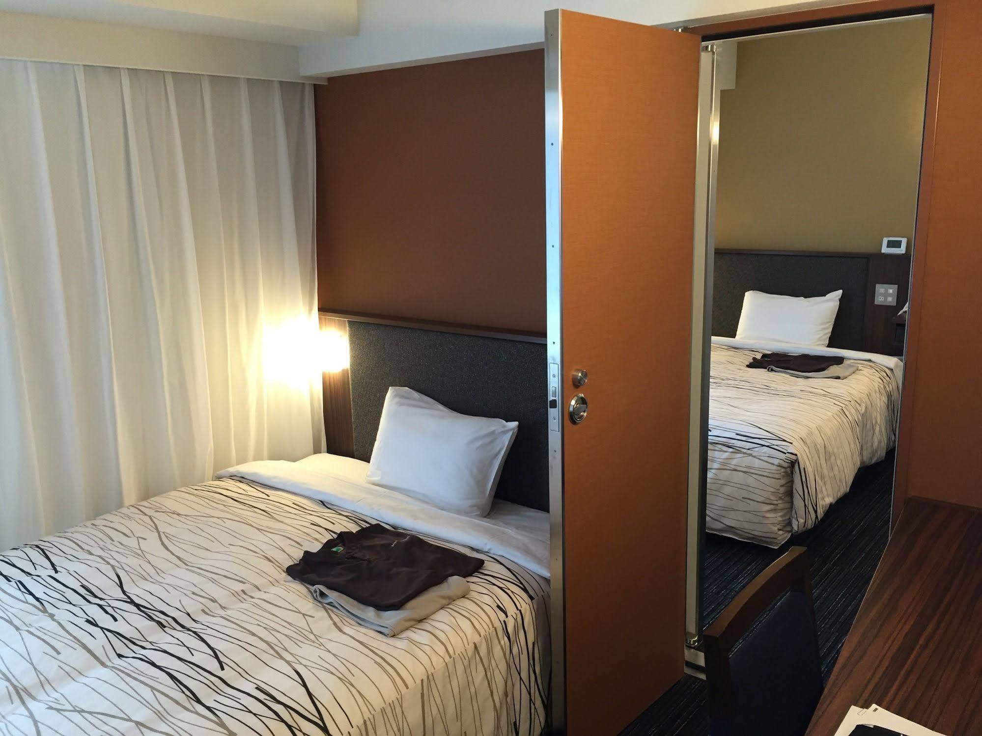 Fukui Manten Hotel Ekimae ภายนอก รูปภาพ