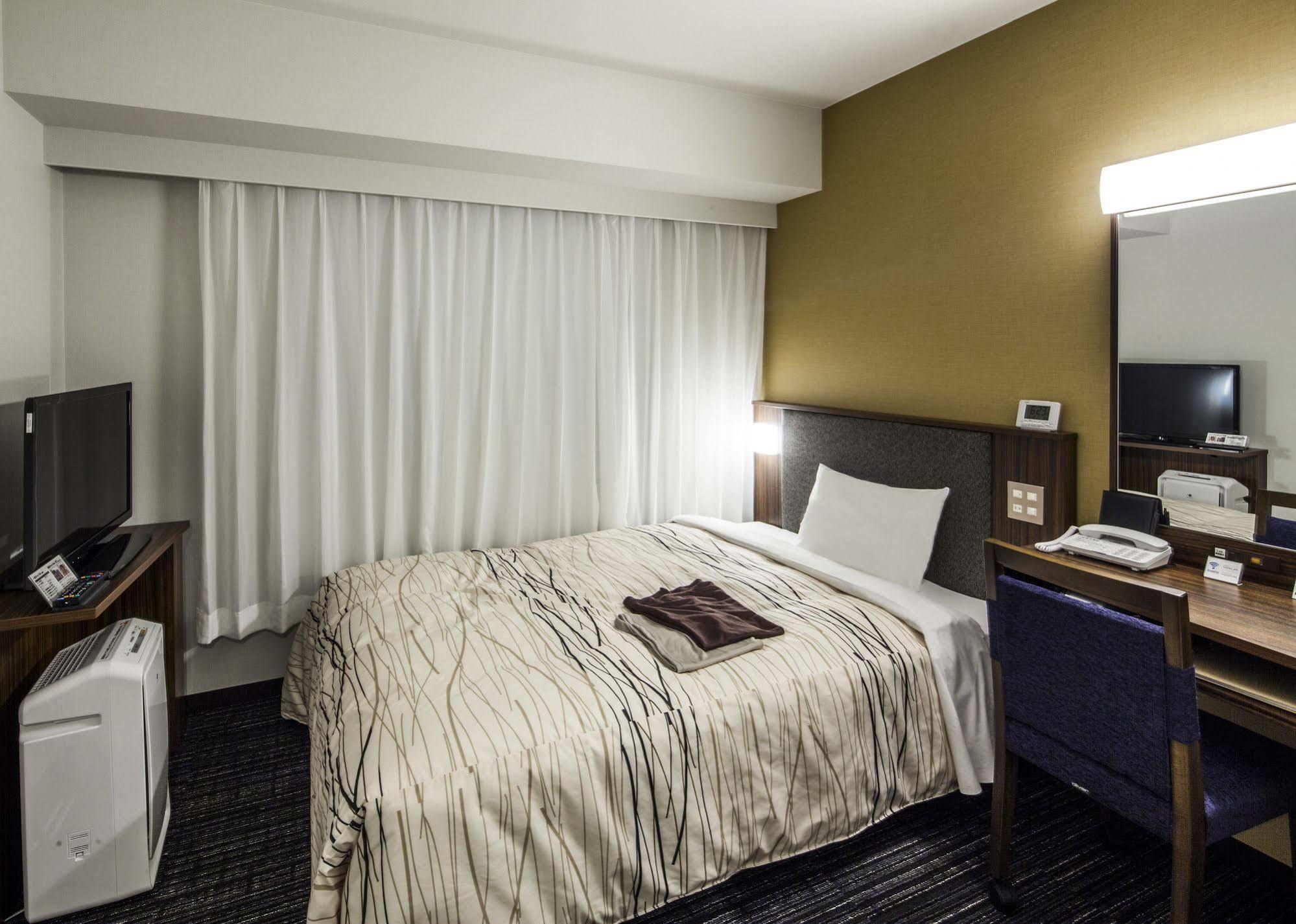 Fukui Manten Hotel Ekimae ภายนอก รูปภาพ